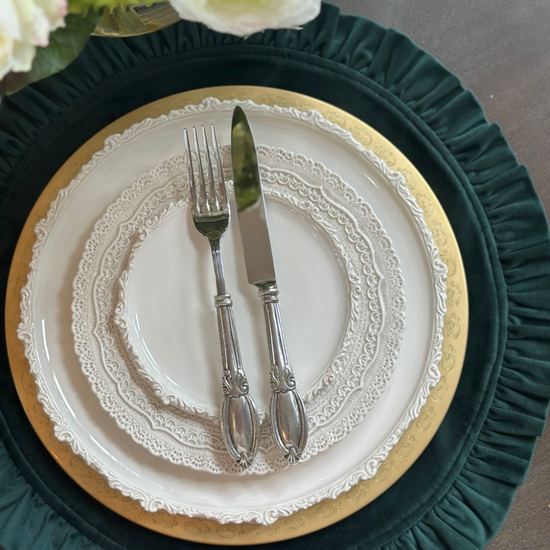Arte Italica & Crown Linen Designs | Round Ruffle Velvet Placemat, Cream