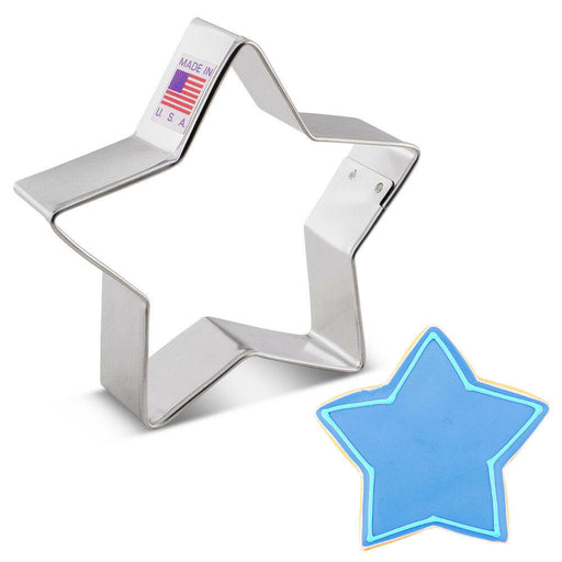 Ann Clark | Holiday Cookie Cutters - Star-3.5 alongside a matching star-shaped cookie, highlighting craftsmanship and creativity for enhancing baking experiences.