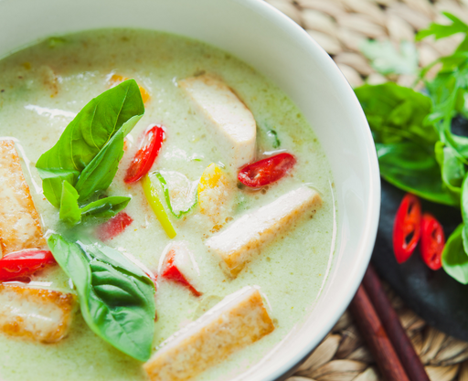 https://athenscooks.com/cdn/shop/files/ThaiGreenCurry_512x418.png?v=1701805589