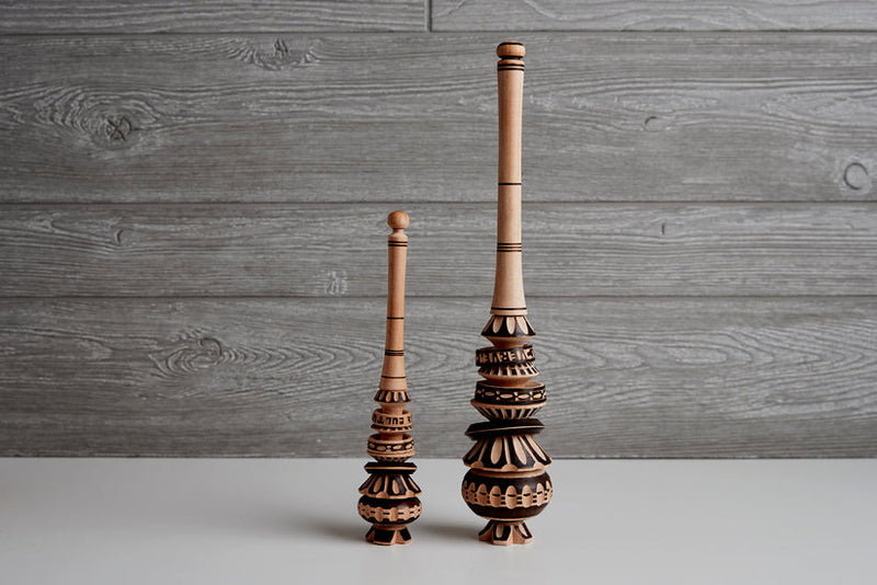 Large Hot Chocolate Molinillo: Expertly crafted wooden whisk for frothing hot chocolate or muddling fruits, enhancing both kitchen and bar experiences.