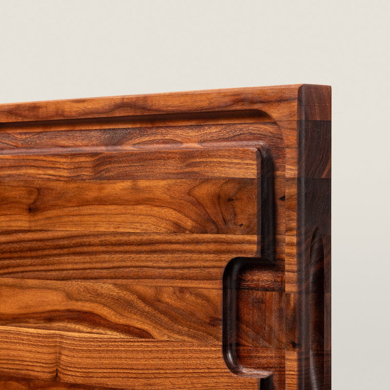 John Boos | Walnut Edge Grain Au Jus Board, 24 x 18 x 1.5 inches