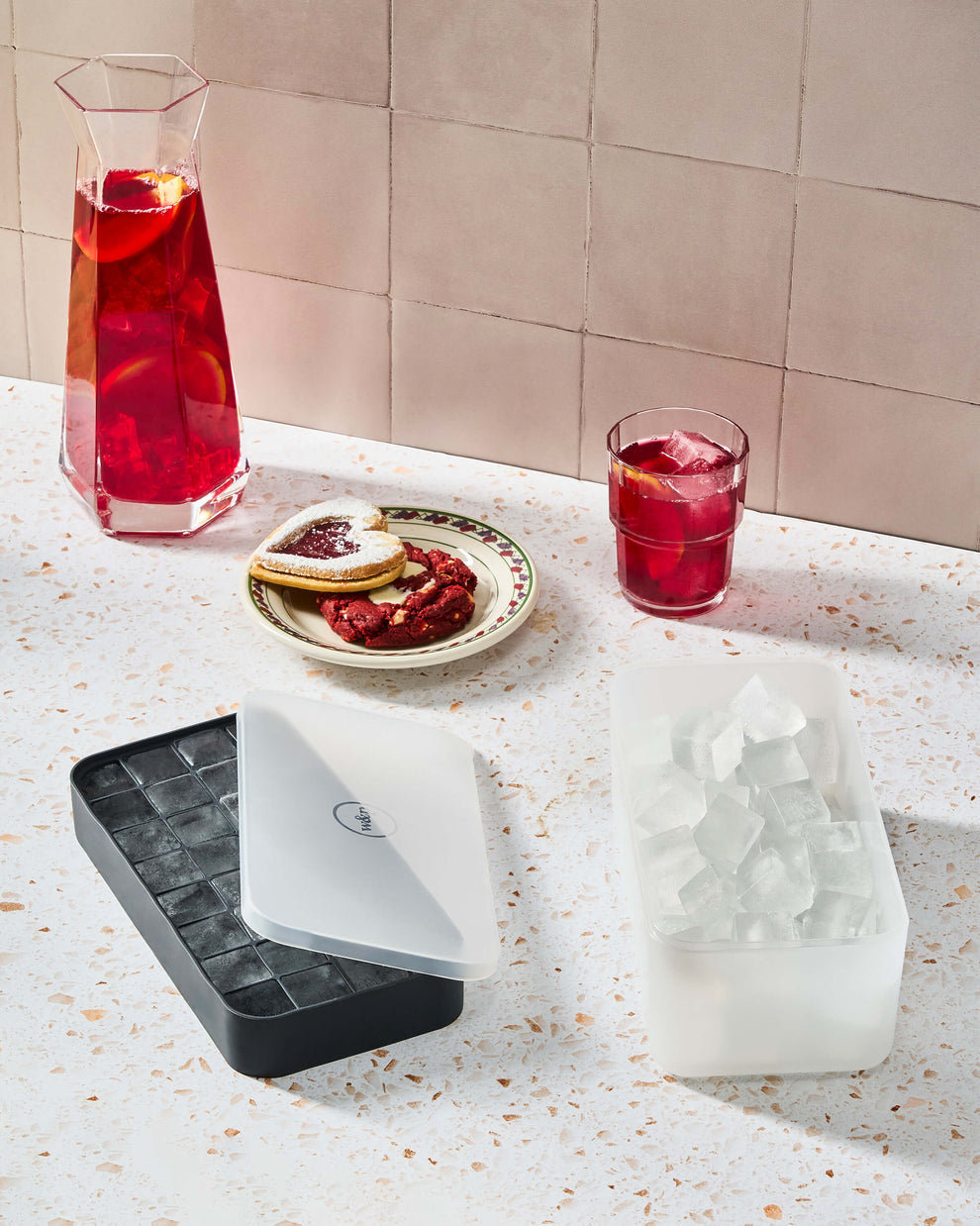 Everyday Cube Silicone Ice Tray with Storage - Thumbnail 4