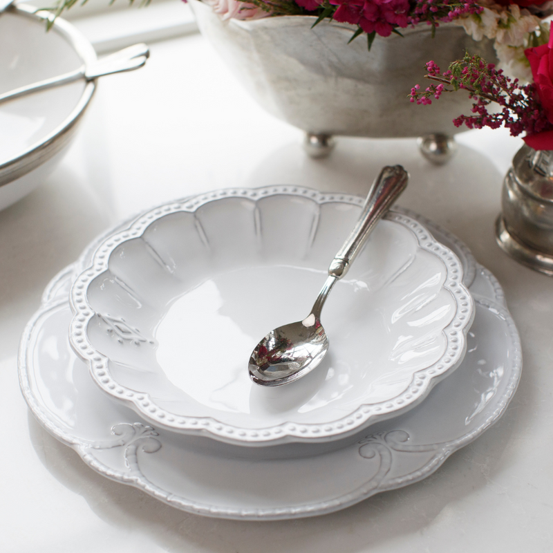 Arte Italica & Crown Linen Designs | Bella Bianca Medallion Pasta/Soup Bowl