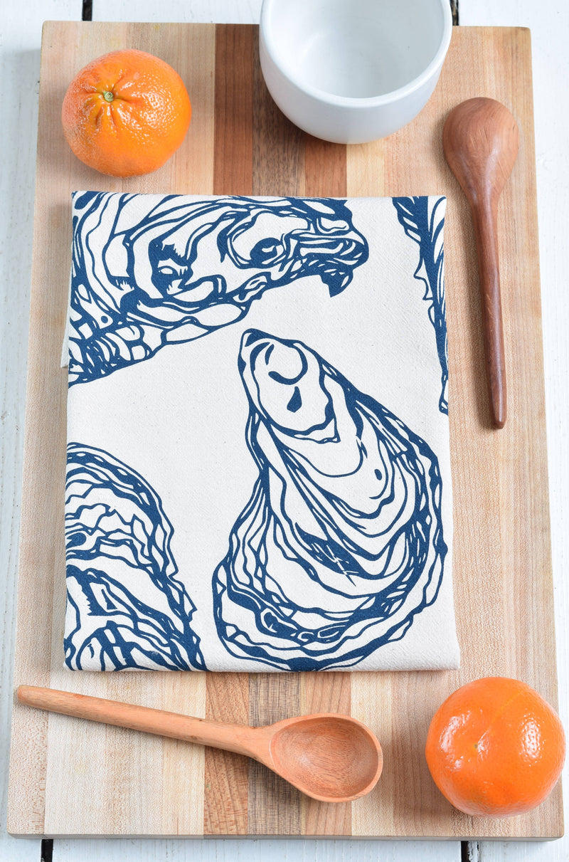 Hearth and Harrow | Oyster Tea Towel in Navy Blue - Organic Cotton - Sea Shell