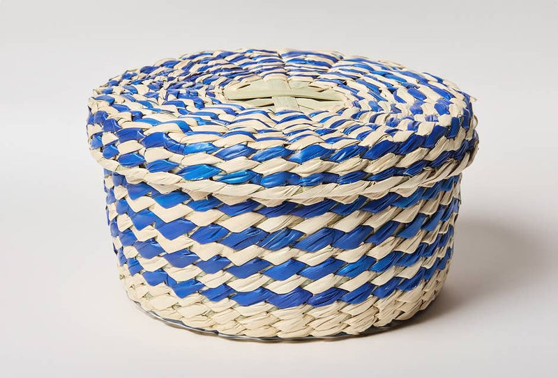Verve Culture - Mexican Woven Palm Tortilla Basket: Blue and White, featuring zigzag patterns of natural and blue fibers, ideal for keeping tortillas warm.