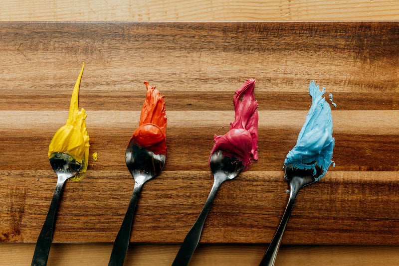 India Tree - Nature's Colors Decorating Set: 2.25 oz, showcasing spoons with plant-based food colors, perfect for creating natural icing hues.