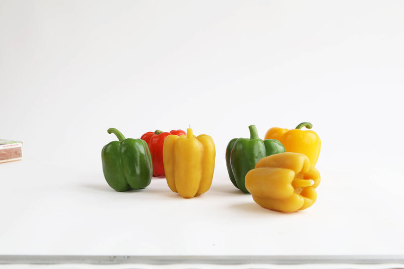 Artifaqt - Bell Pepper Beeswax Candle: Yellow, showcasing a realistic yellow bell pepper shape, crafted from beeswax for a clean, long-lasting burn.