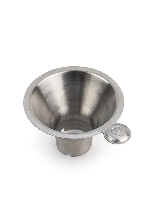 Peugeot | Easy Stainless Steel Funnel For Mills, featuring an ergonomic handle and notched base, perfect for precise spice transfers without spillage, ideal for kitchen enthusiasts.