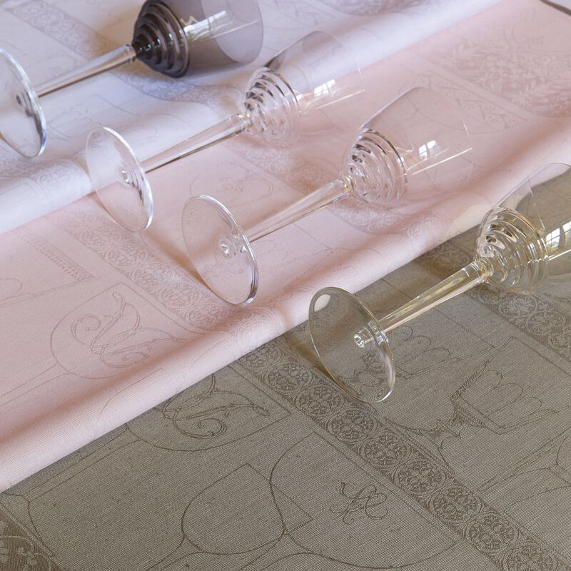 Le Jacquard Francais | Linen Crystal Towel, Blackpepper, featuring delicate crystal glassware motifs, with six clear wine glasses displayed atop, ideal for drying fine glassware.