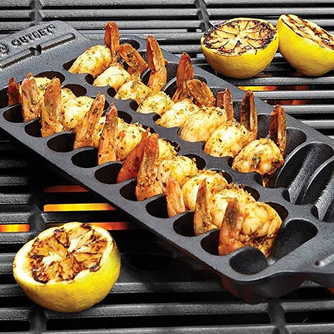 Outset Cast Iron Shrimp Pan - Thumbnail 5