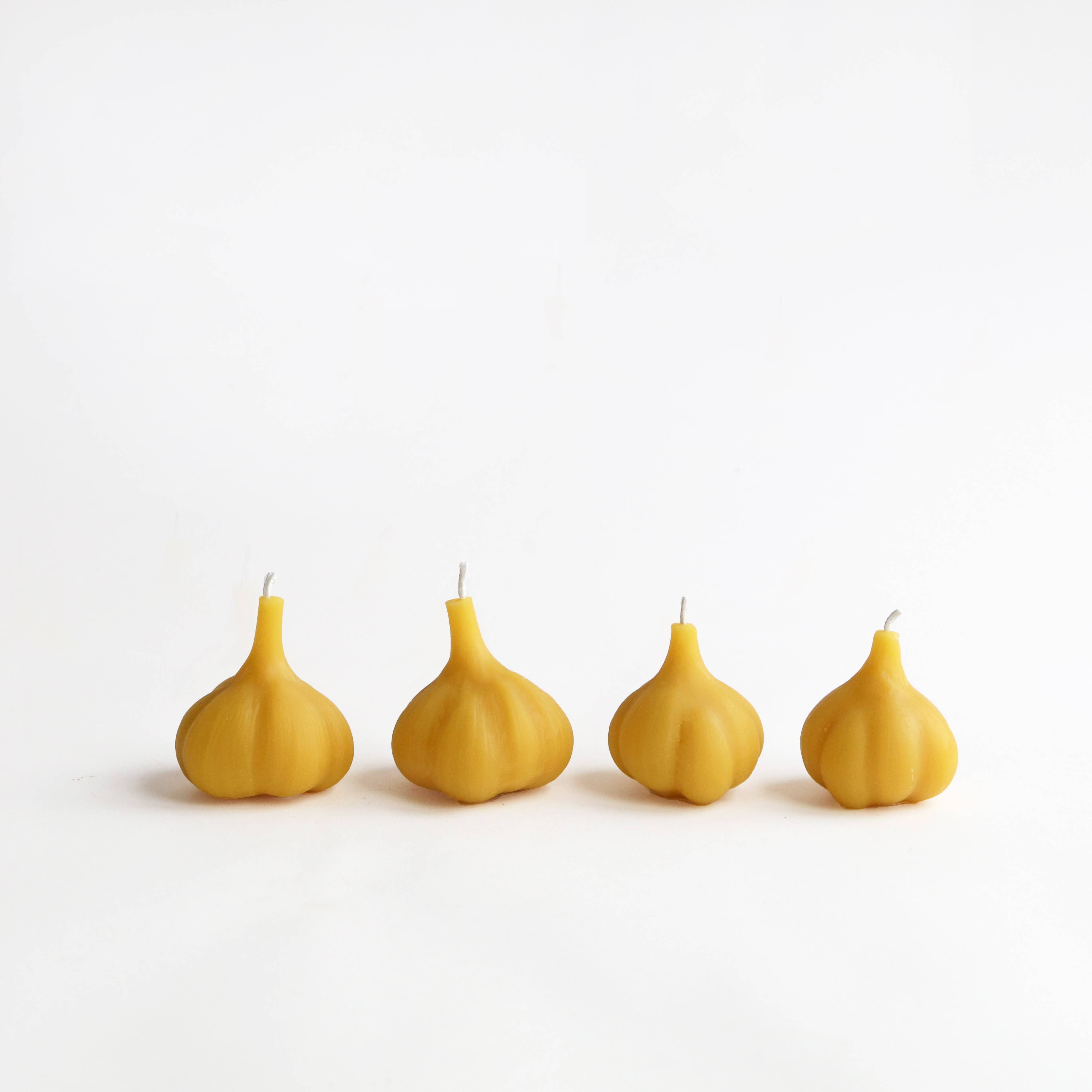 Artifaqt Garlic Beeswax Candle - Thumbnail 2