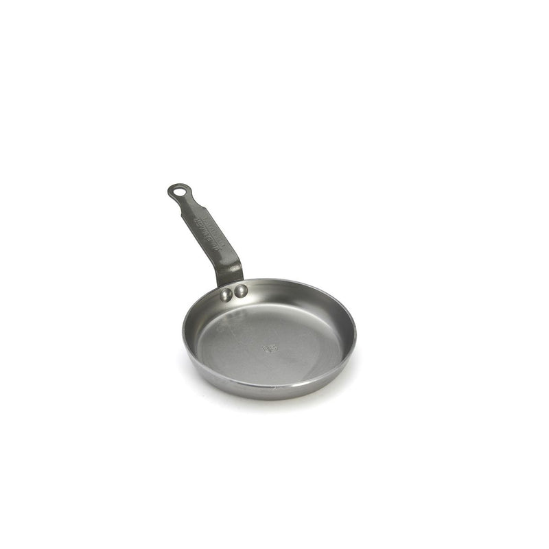 de Buyer | Egg & Pancake Pan, 5.5, ideal for precise cooking. Close-up view highlighting its smooth surface, perfect for kitchen enthusiasts.