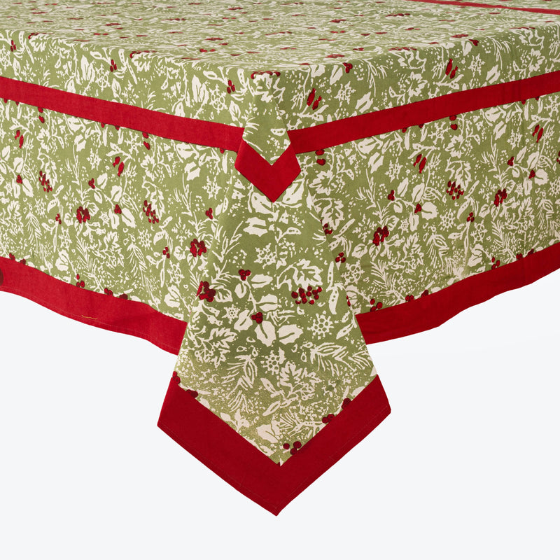 Couleur Nature - Baies de Houx Red & Green Tablecloth: 71" x 71"