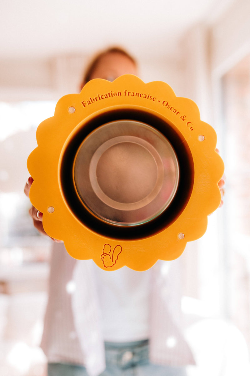 Oscar & co - Dog bowl in the shape of a daisy: Orange / S