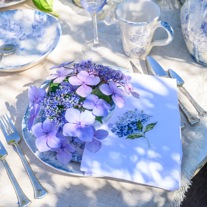 Arte Italica & Crown Linen Designs | Hydrangea Tri-Fold Napkin - Pink
