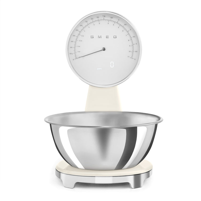 Smeg | Kitchen Scale with stainless-steel bowl, analog dial, LCD display, USB charging, and 5kg capacity; ideal for precise cooking measurements.