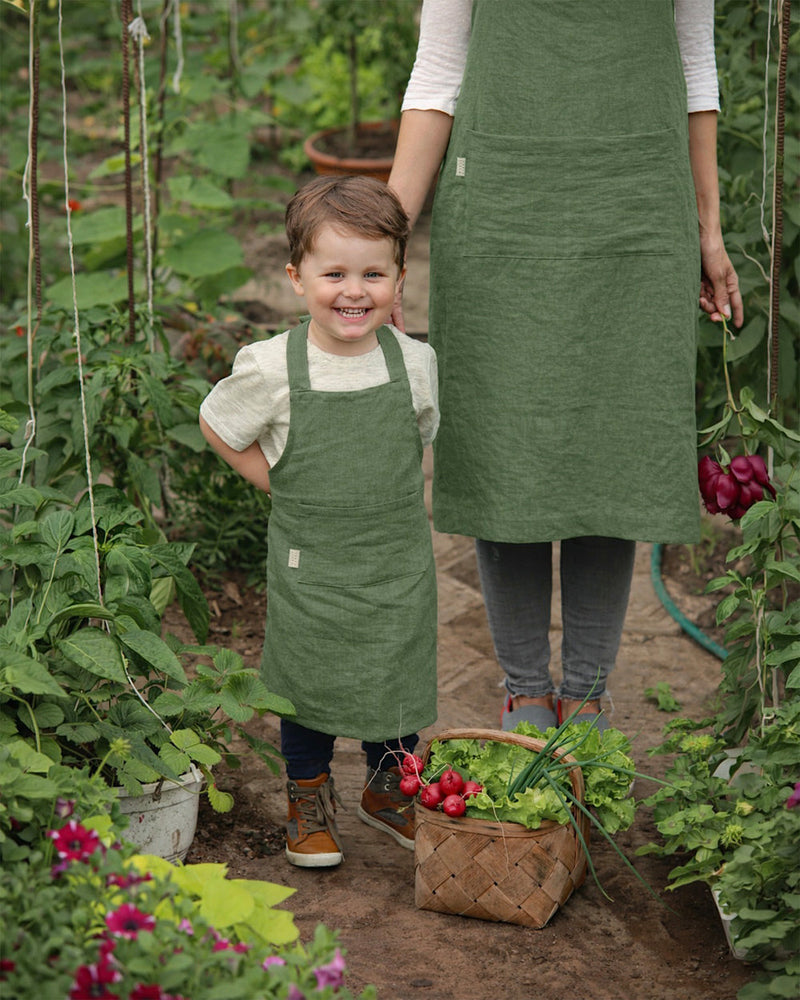 MagicLinen | Kids' Linen Apron, Forest Green, Ages 2–4