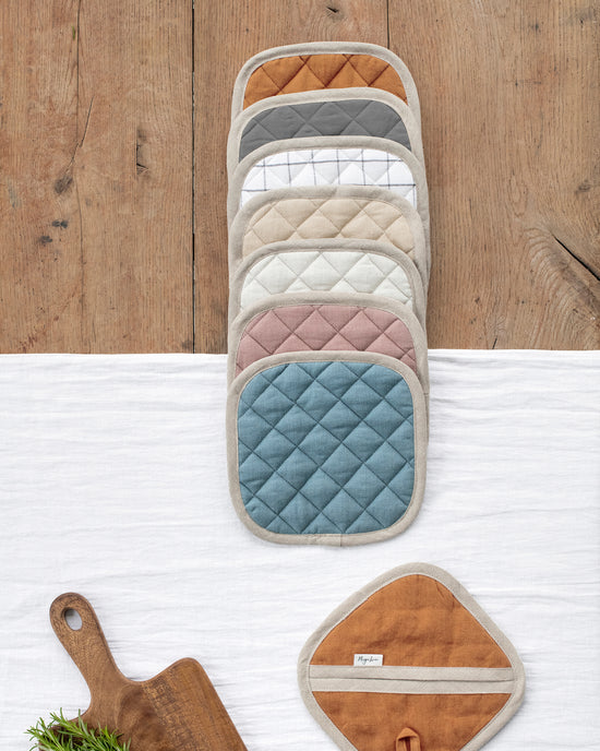 MagicLinen | Linen pot-holder in Forest green