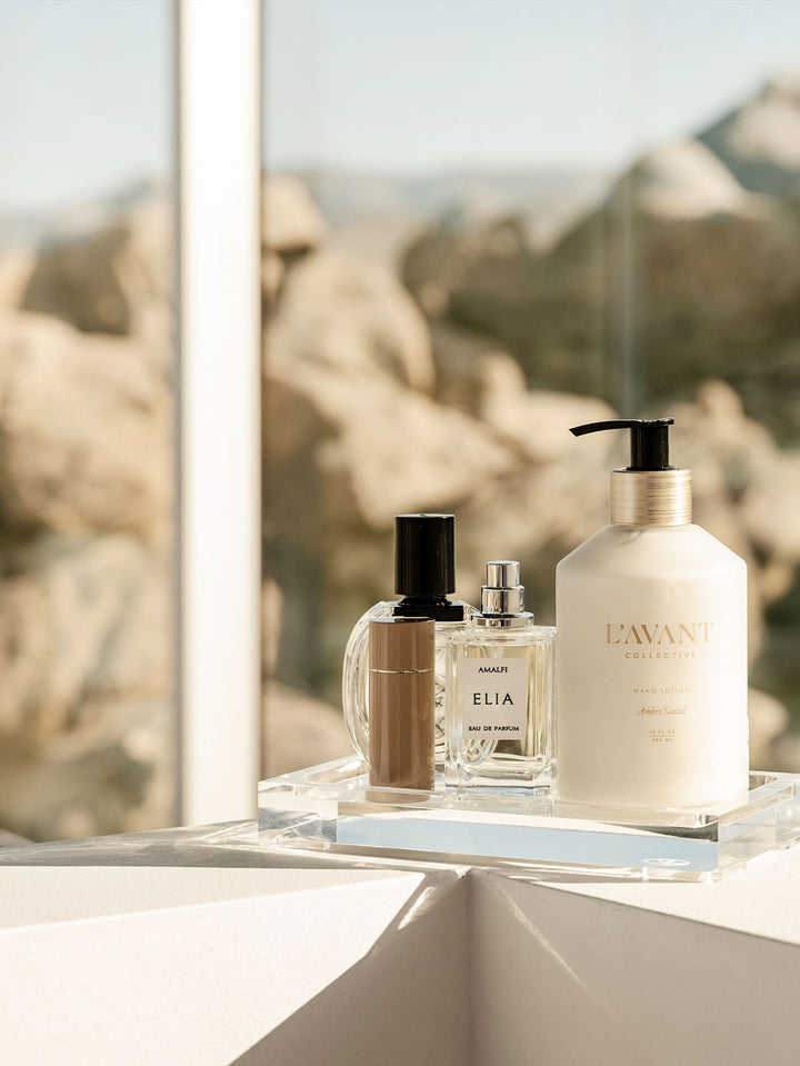 L'AVANT Collective | Medium Lucite Tray