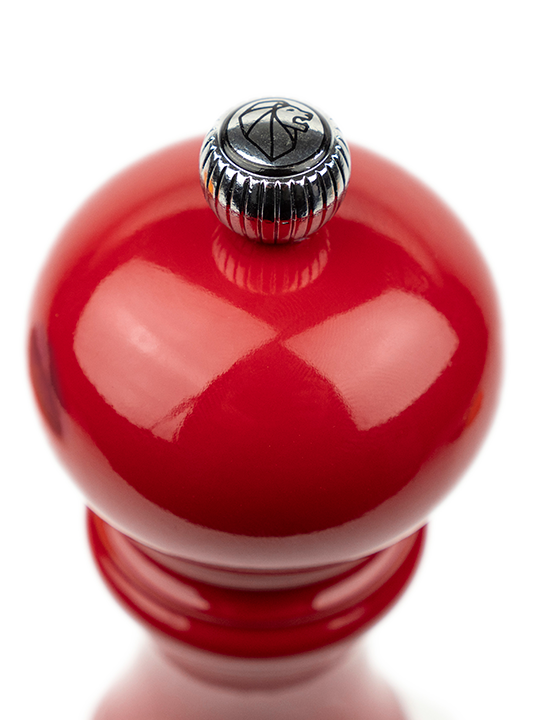 Peugeot | Paris Chef u'Select Passion Red Pepper Mill, 9 inches, featuring a glossy wood body and chrome knob with lion-crest emblem, ideal for precise spice grinding.