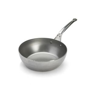 de Buyer | COUNTRY FRYPAN MINERAL B PRO Ø 9.5 Inches: Stainless-steel skillet with French-style handle, ideal for various cooking styles, featuring high edges for reduced splatter.