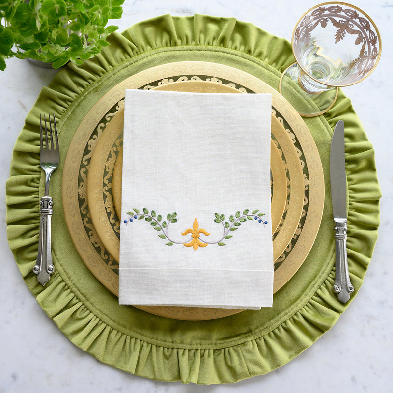 Arte Italica & Crown Linen Designs | Vetro Gold Salad & Dessert Plate