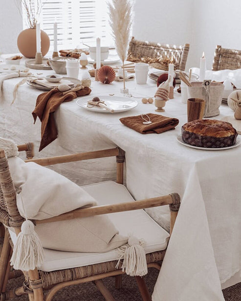 Linen tablecloth in Floral pattern - Thumbnail 3