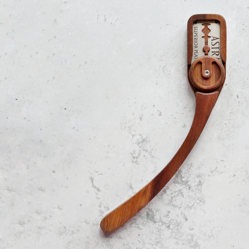 Wire Monkey | Goose Lame with a polished walnut handle and Astra blade, designed for precision dough scoring with stainless steel hardware and magnetic blade guard.