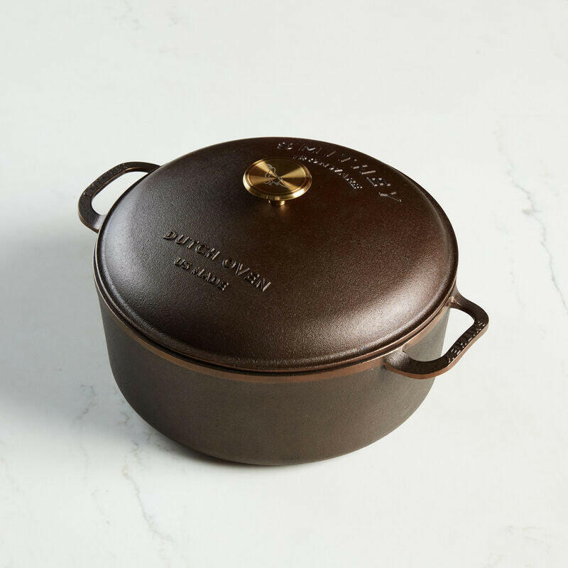 Smithey | Cast Iron Dutch Ovens.