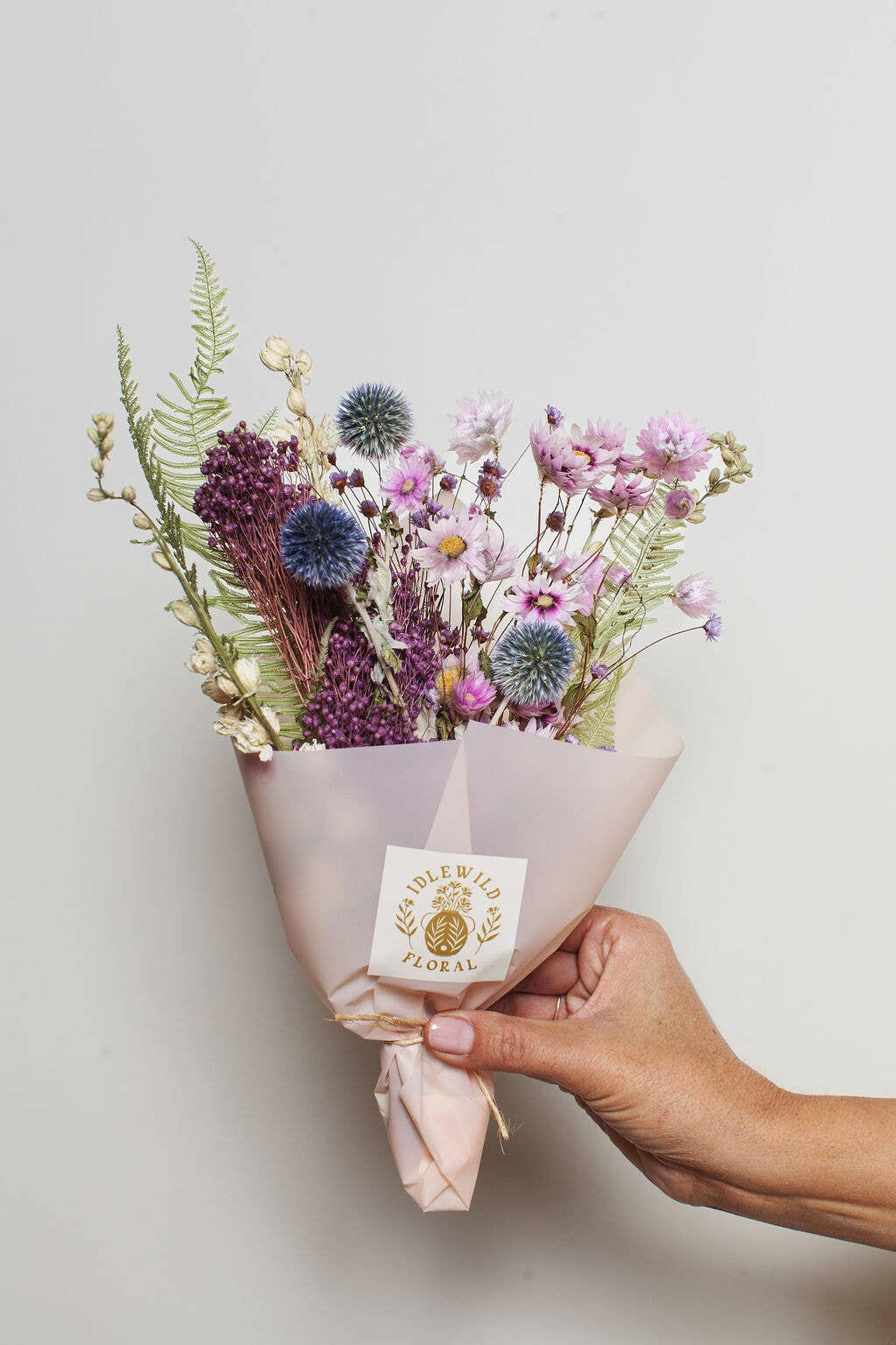 Idlewild Co. Farmhouse Bouquet - Thumbnail 3