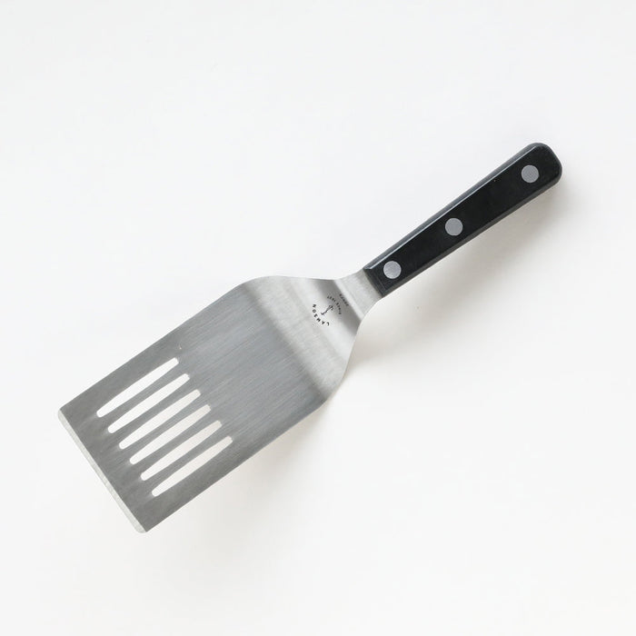 Lamson | 3" x 5" Slotted Turner with POM Handle