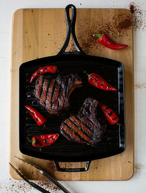 Lodge Blacklock | Triple Seasoned Cast Iron Square Grill Pan.