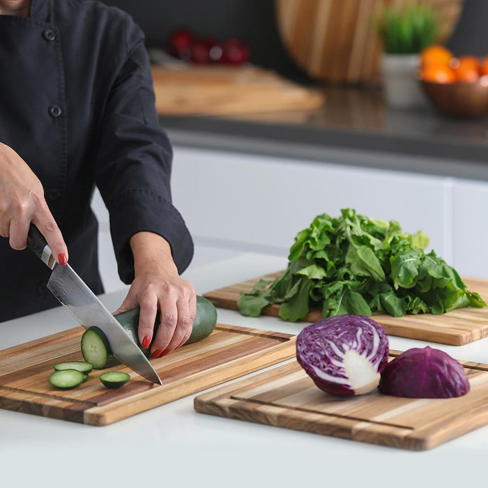 Teakhaus | Essential Cutting Board with Juice Canal
