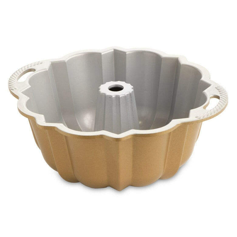 Nordic Ware | Anniversary Bundt Pan.