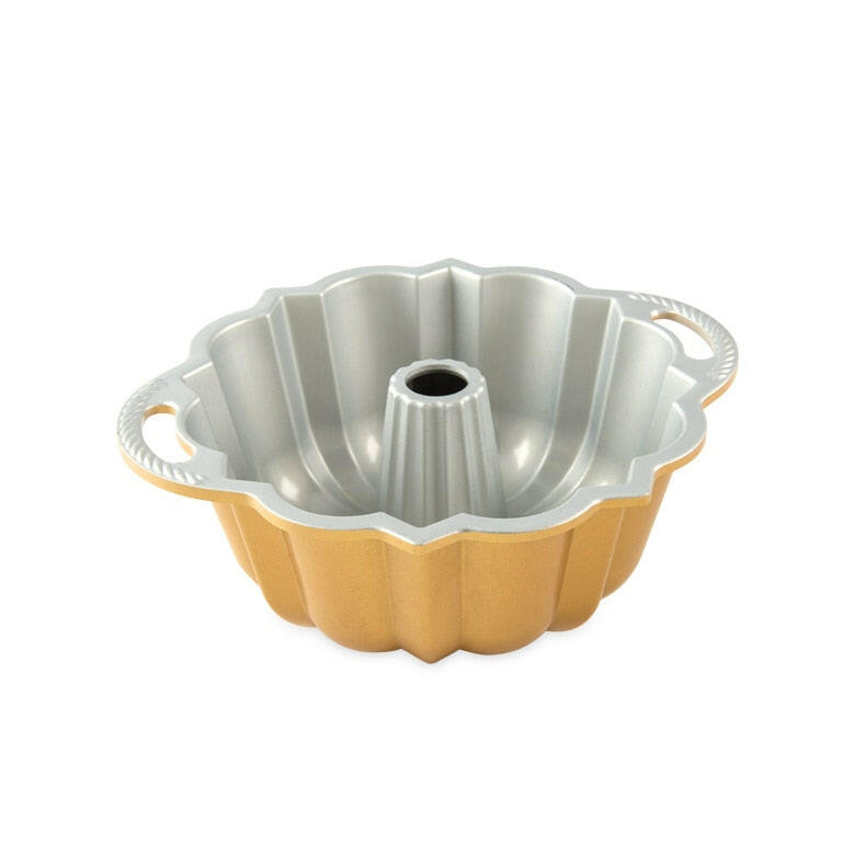 Nordic Ware | 6 Cup Anniversary Bundt Pan.