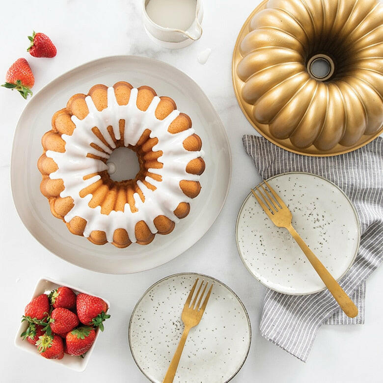 Nordic Ware | Bundt Elegant Party Pan.
