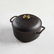 Smithey | Cast Iron Dutch Ovens.