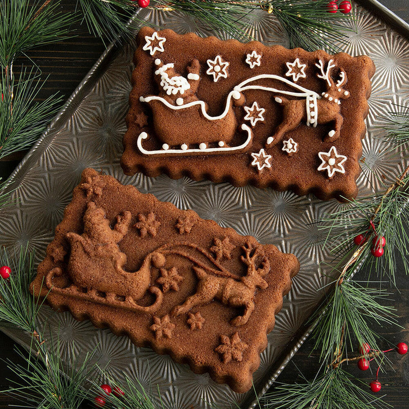 Nordic Ware | Santa's Sleigh Loaf Pan.