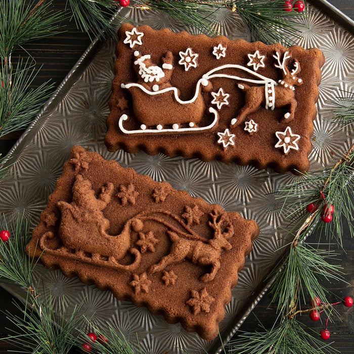 New Nordic Ware Mini Gingerbread Baking Cake Pan Non Stick Christmas Holiday