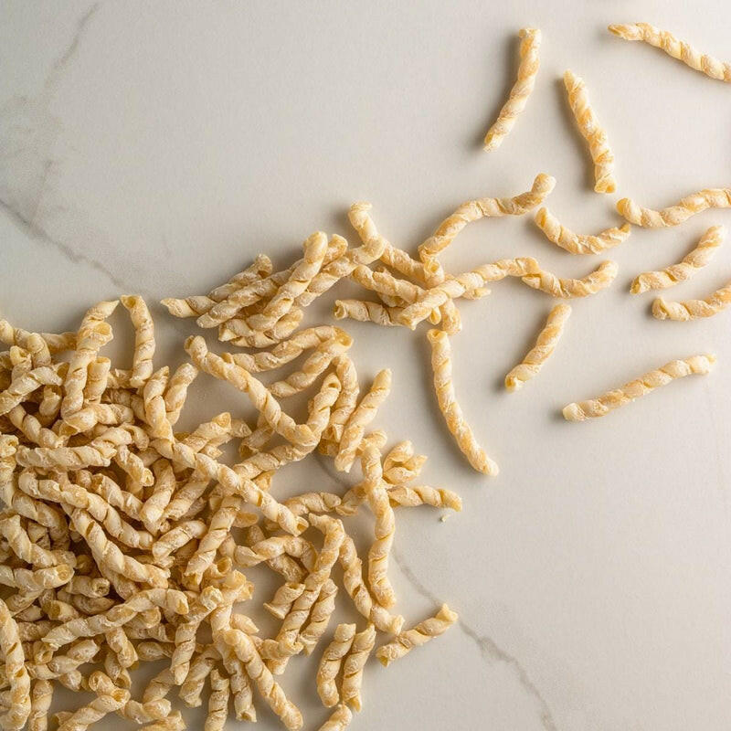 Bona Furtuna | Organic Italian Pastas - Linguine, artisan pasta showcasing Sicilian heritage, made from 100% organic heirloom wheat, crafted with traditional methods for authentic taste.