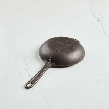 Smithey | Cast Iron Skillets.
