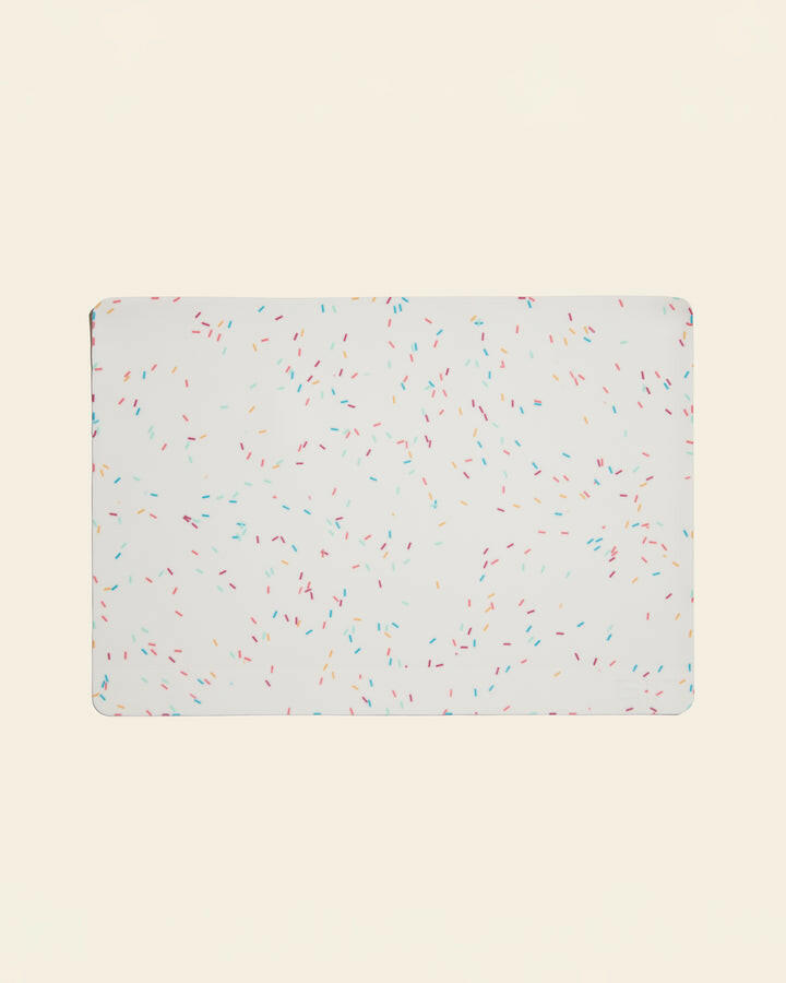 GIR | Baking Mat - Sprinkles - 9 x 12, a versatile silicone mat with colorful sprinkles pattern, perfect for baking and cooking tasks.