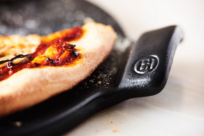 Emile Henry | Pizza Stones.