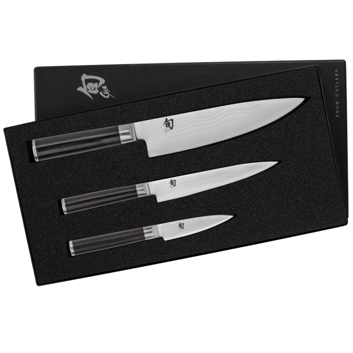 Shun | Classic 3 Pc Starter Set - Ebony: Three essential knives in a presentation box, featuring chef's, utility, and paring blades with ergonomic handles and durable VG-MAX construction.